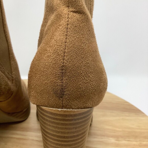 Wild Diva Brown Faux Suede Block Heel Ankle Boots Women's 7.5 - Picture 5 of 11